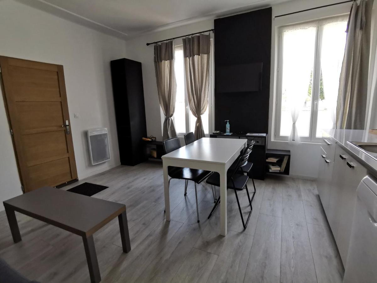 Apartamento Passage Du Saumon Montrichard Exterior foto
